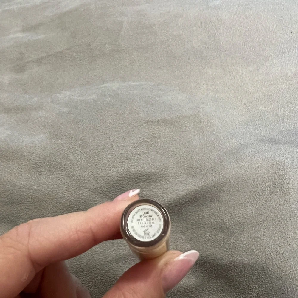 Mally Light H3 Concealer